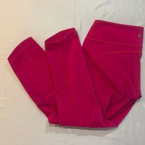 Lululemon Women’s Fuchsia Leggings Size 6